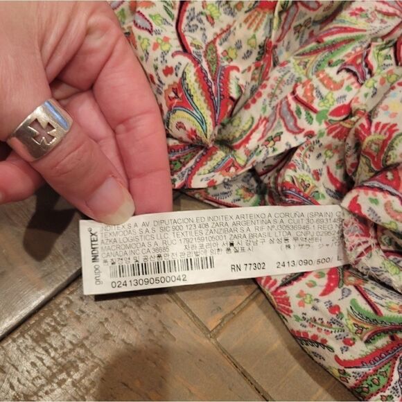 Zara Paisley Floral V-neck Short Sleeveless Romper L - Picture 15 of 15